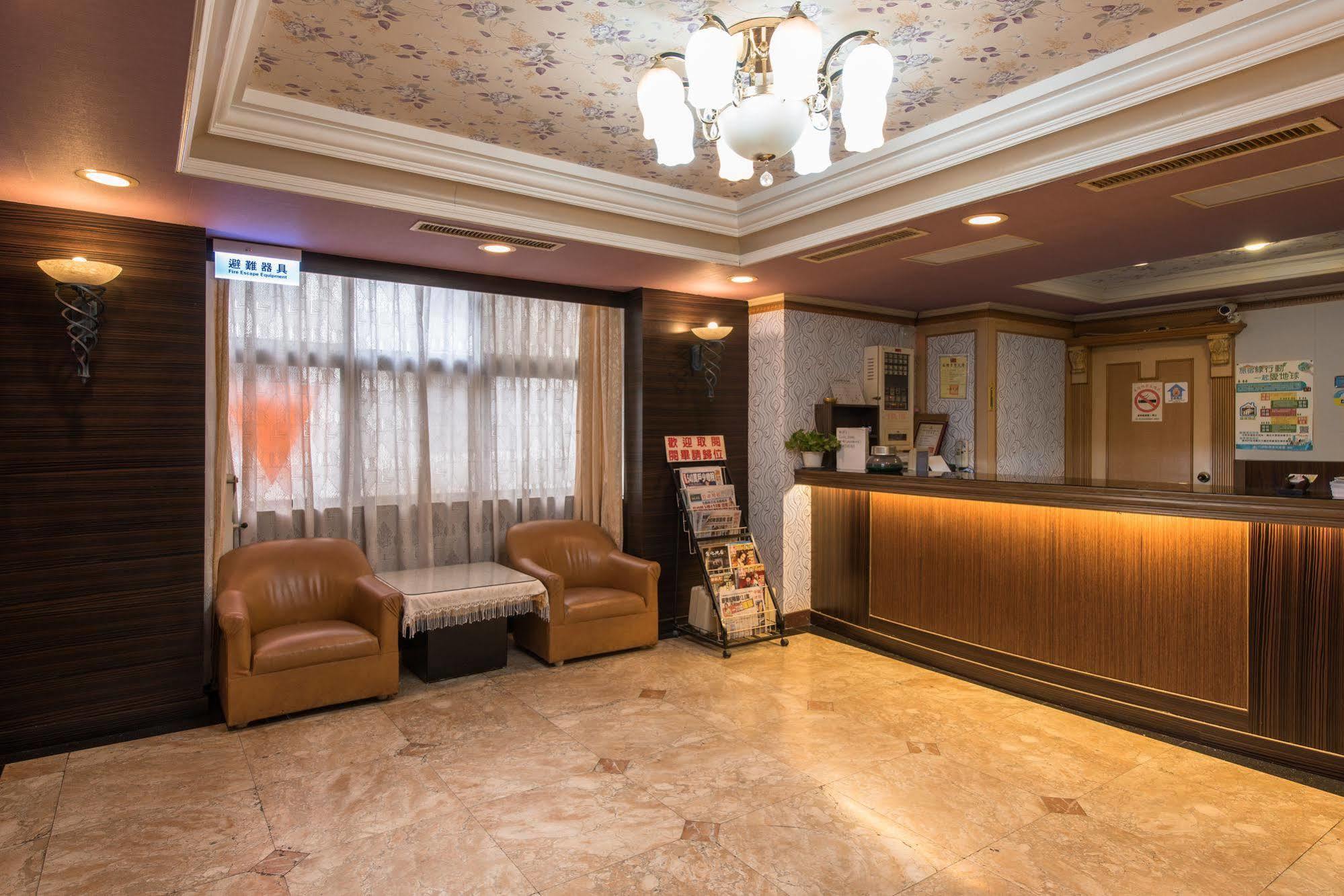 Lotus Yuan Business Hotel Zhongli Bagian luar foto